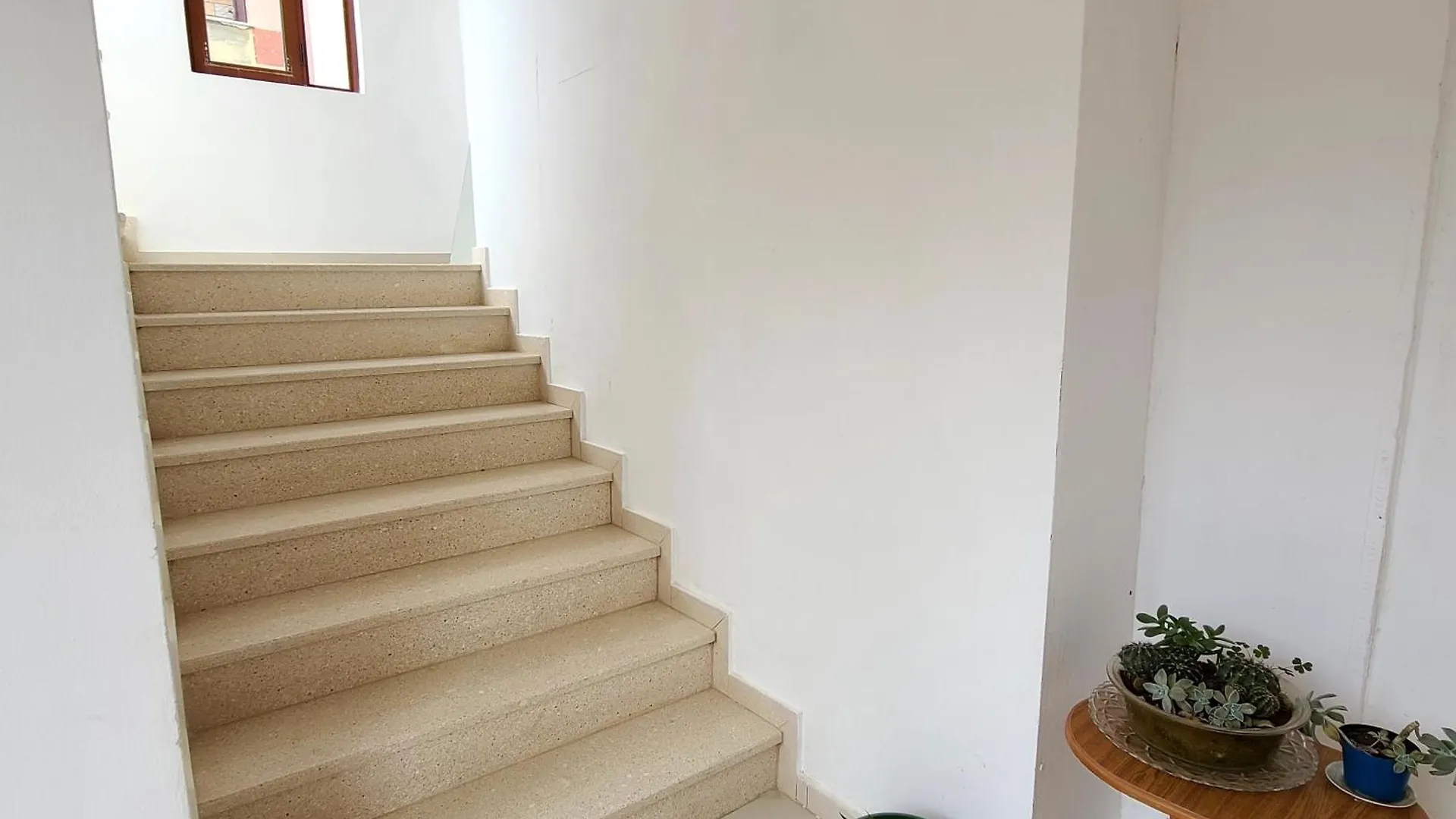 Arli Eris Rent Rooms Vlorë 0*,  Albania