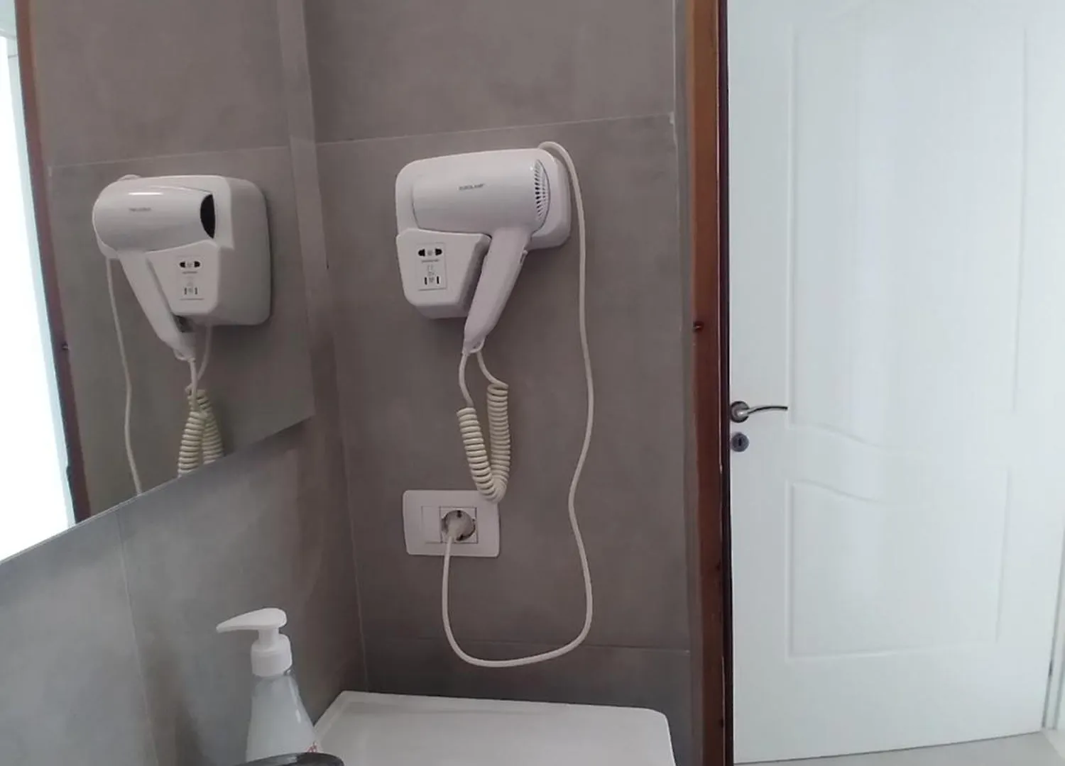Pensión Arli Eris Rent Rooms Vlorë Albania